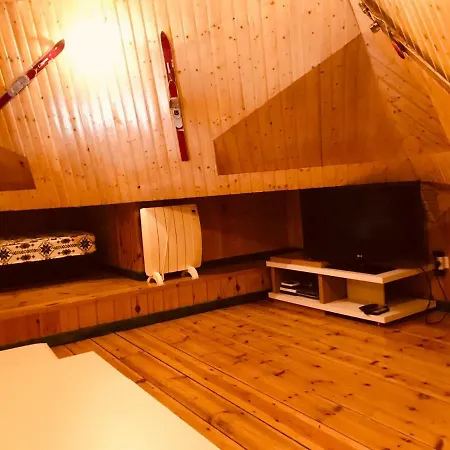 Triplex Apartment *